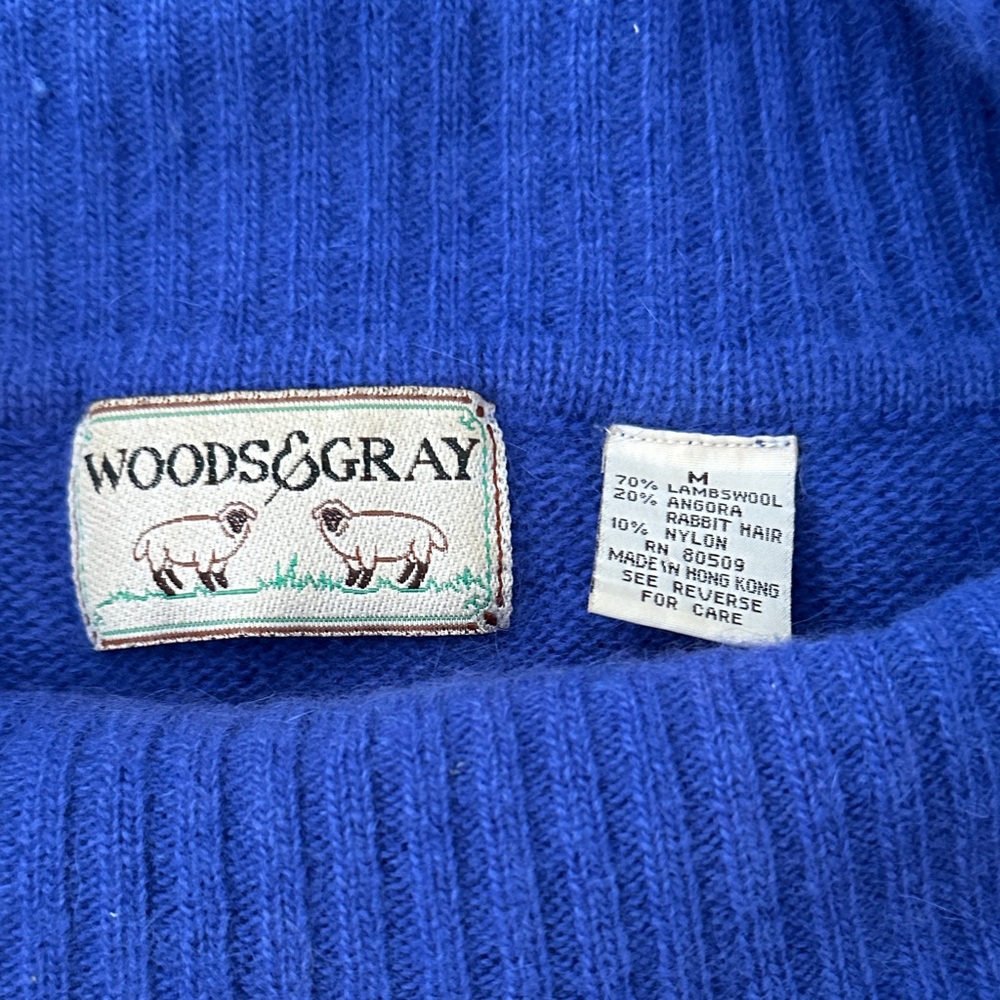 Vintage Woods & Gray Women's Blue Turtleneck Sweater
